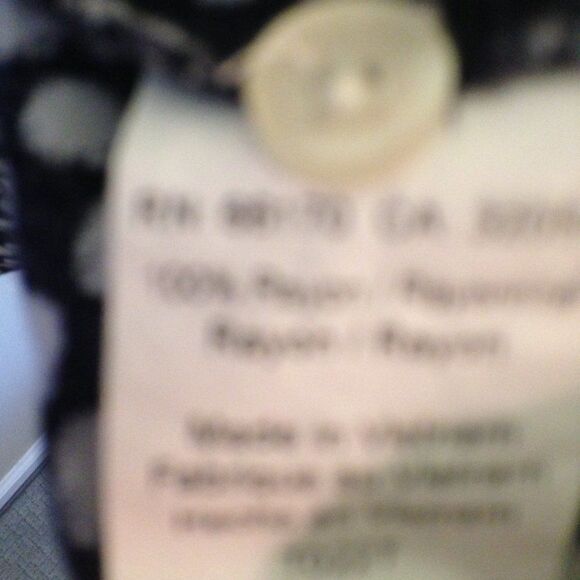 111 Tylho Ruffle Top XL - Picture 5 of 9